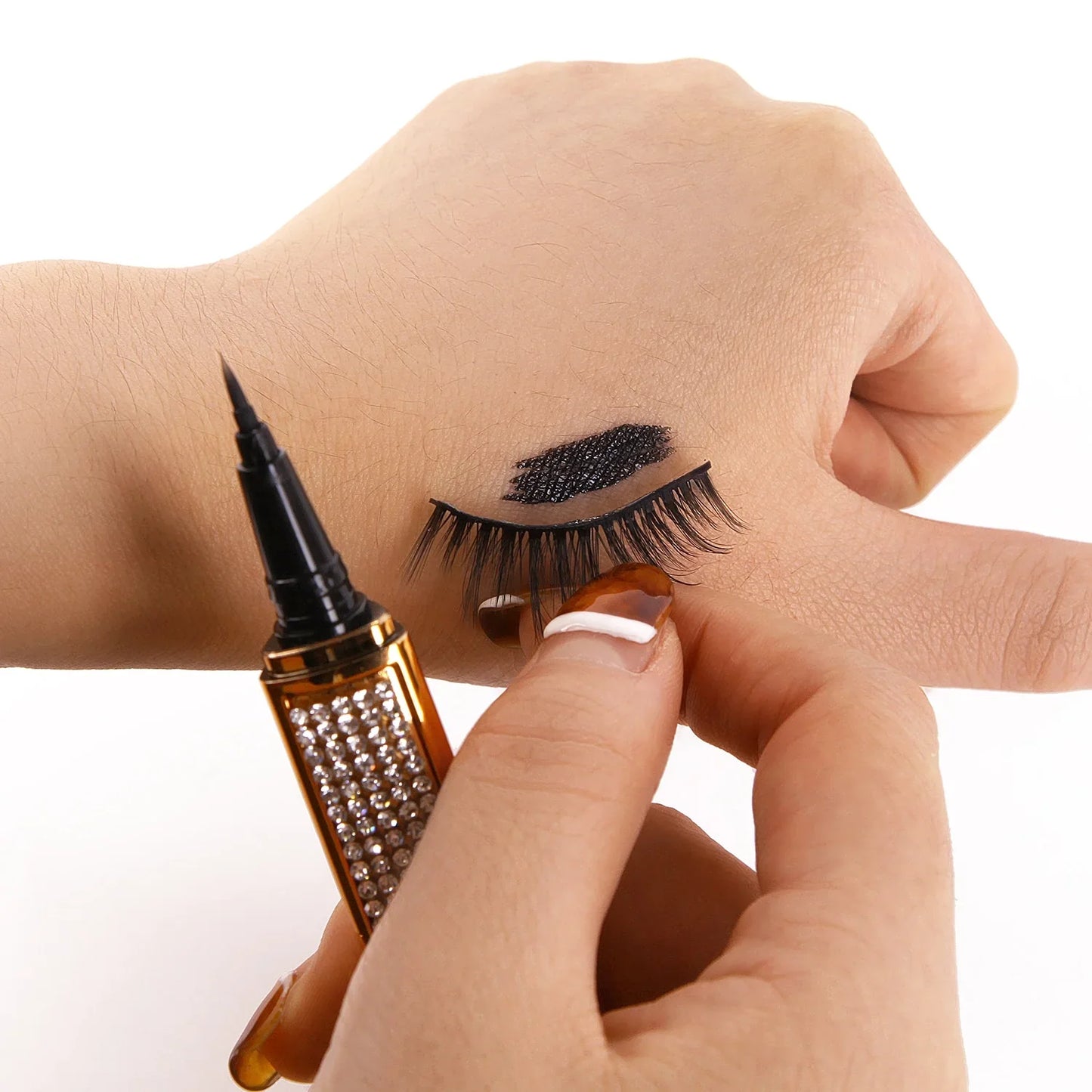 EyeFlex™ Selbstklebender Eyeliner-Stift - Kein Kleber oder Magnete erforderlich! (1+1 GRATIS)