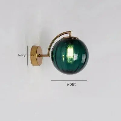 Moderne Wandleuchte aus gehärtetem Glas