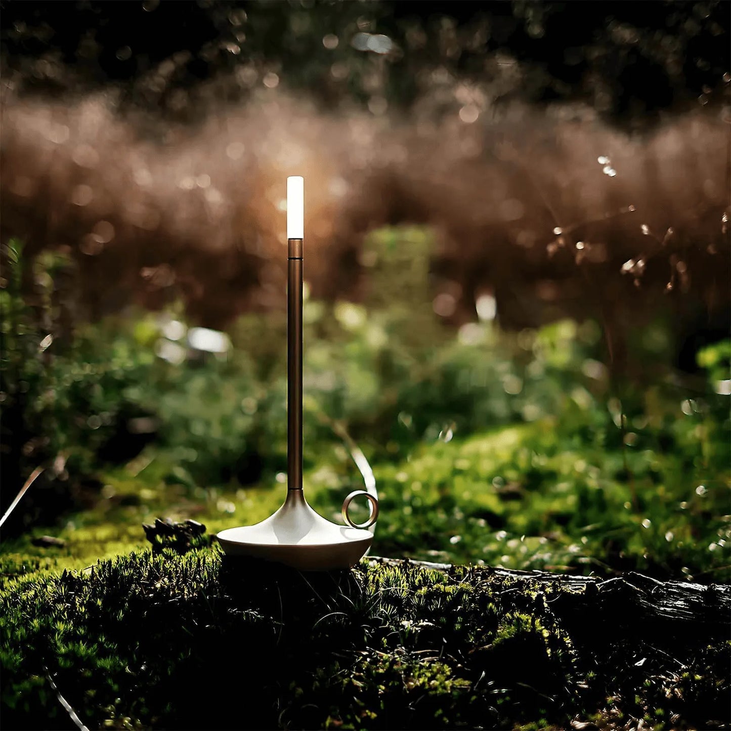 Dekorative Tischlampe – wiederaufladbare Kerzenleuchte mit weichen Kurven