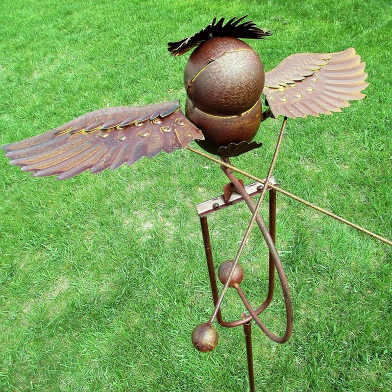 Adler™ - Elegantes schmiedeeisernes Windspiel Vogel