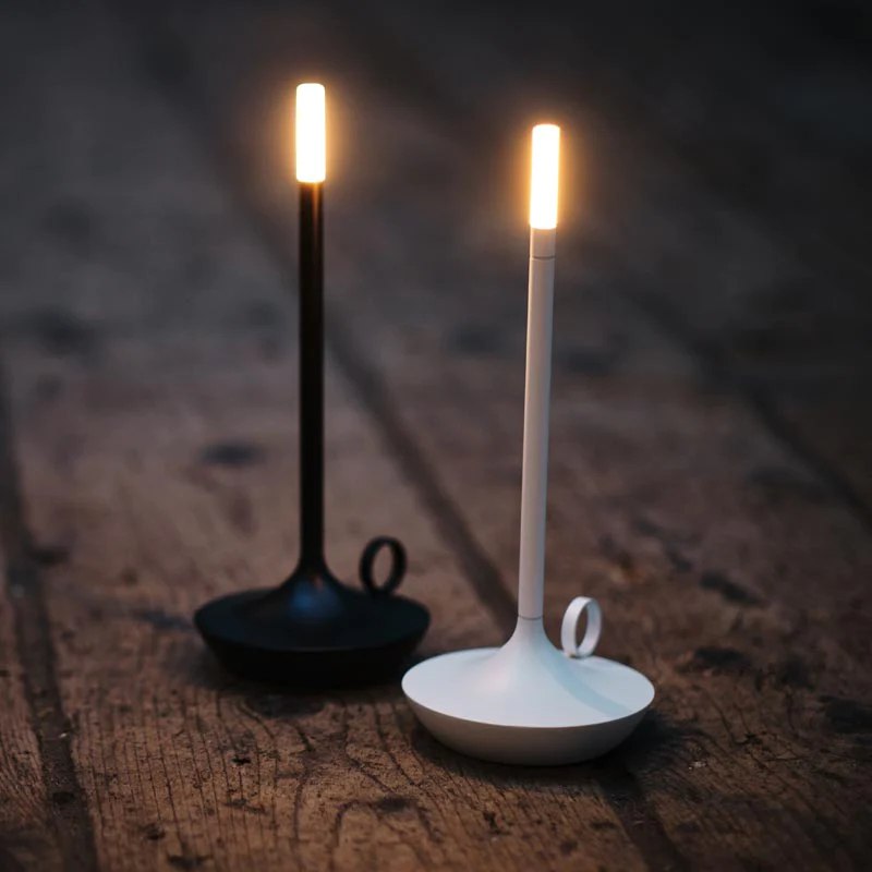 Dekorative Tischlampe – wiederaufladbare Kerzenleuchte mit weichen Kurven