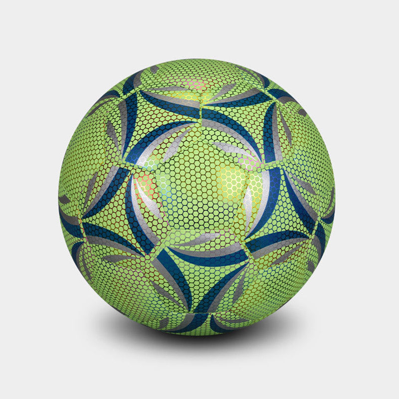 Moonlight™️ - Reflektierender Fußball