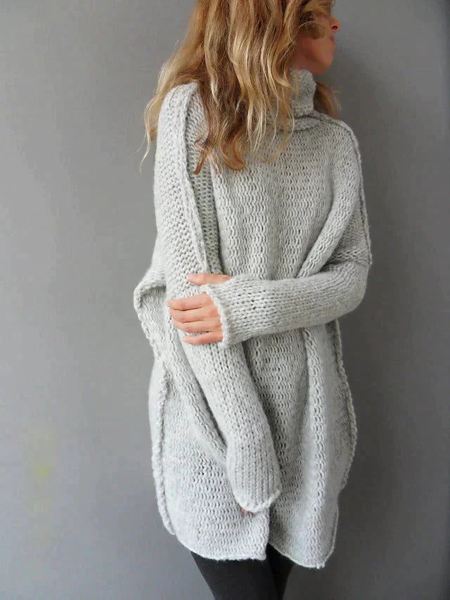 ALEXIS - Grauer übergroßer Pullover mit Rollkragen