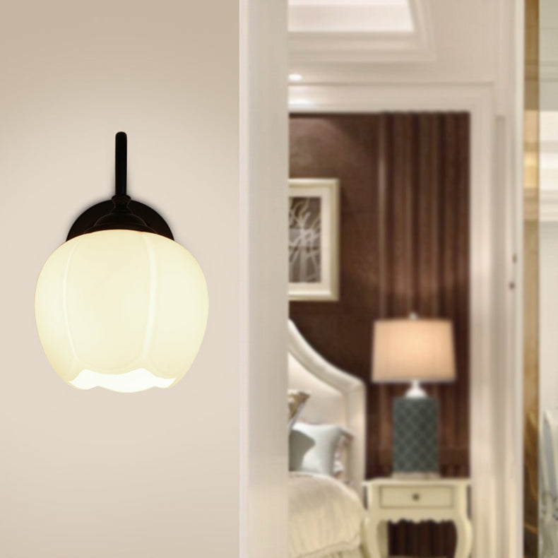 Modern Minimalist Floral Eisen Glas 1-Licht Wandlampe Für Schlafzimmer