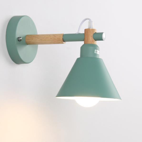 Nordic Macaron Eisen Trompetenförmige Holz 1-Licht Wandlampe