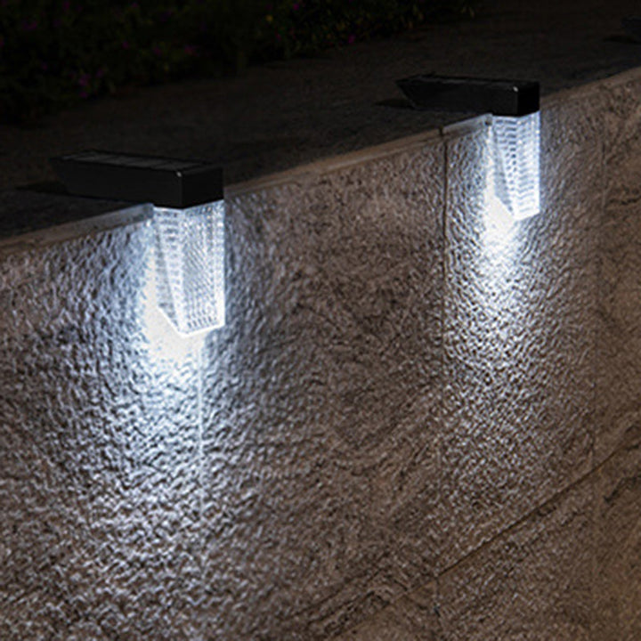 Moderne Minimalistische Solar Wasserdichte Rechteckige L-Form ABS PC LED Außenwandleuchte für Garten