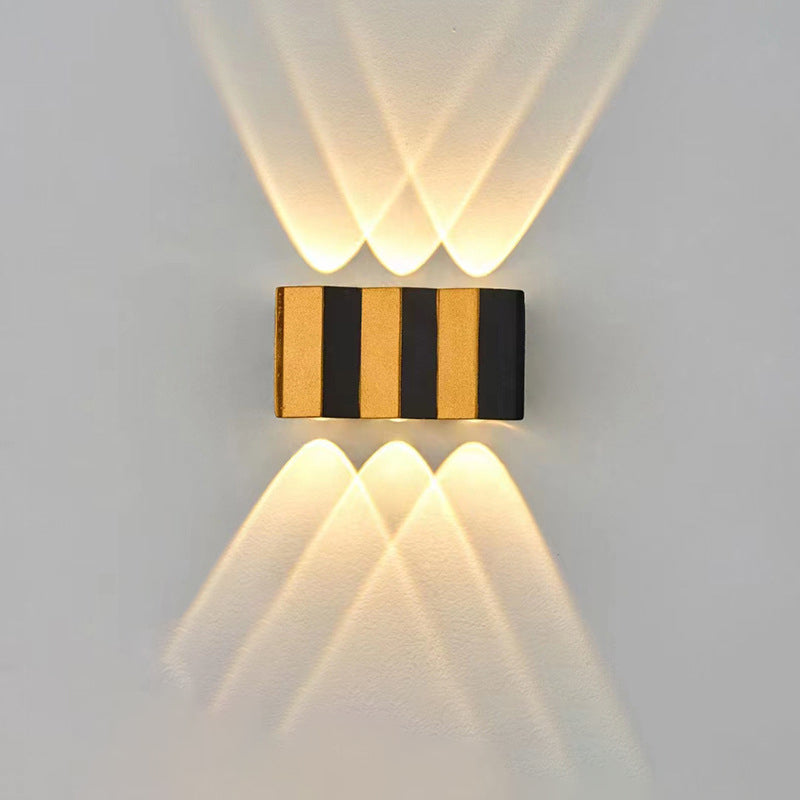 Moderne Einfachheit Wasserdichte Aluminium Rechteckige Gebogene Auf- und Abwärts LED Wandleuchte Lampe für Außenpatio