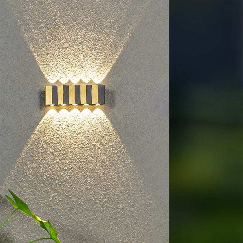 Moderne Einfachheit Wasserdichte Aluminium Rechteckige Gebogene Auf- und Abwärts LED Wandleuchte Lampe für Außenpatio