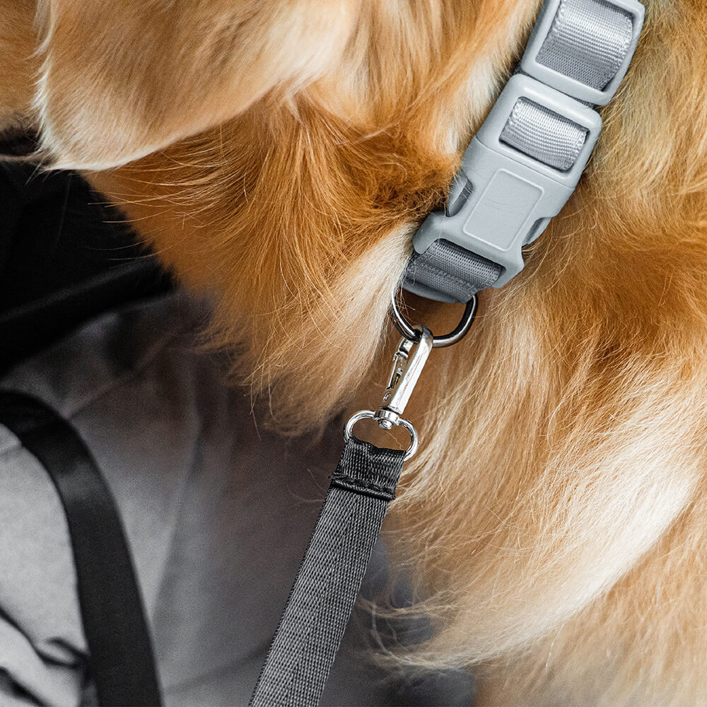 (50% Rabatt) PetSunabz™ - Sicherheit Haustier Reise Nackenrolle Auto Rücksitz Bett