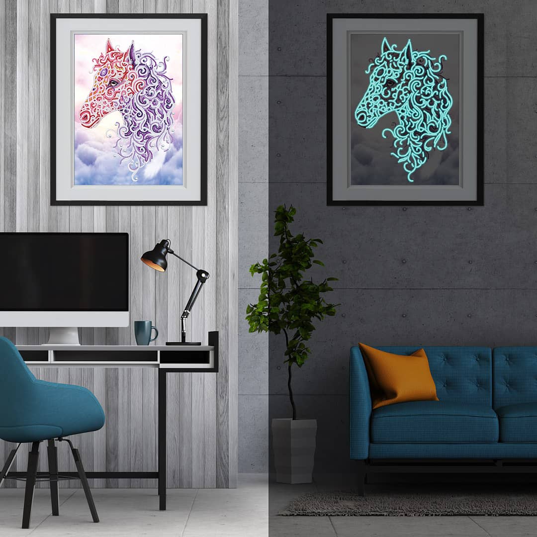 2+1 gratis! |  Diamond Painting Nachtleuchtend - Pferdekopf Abstakt