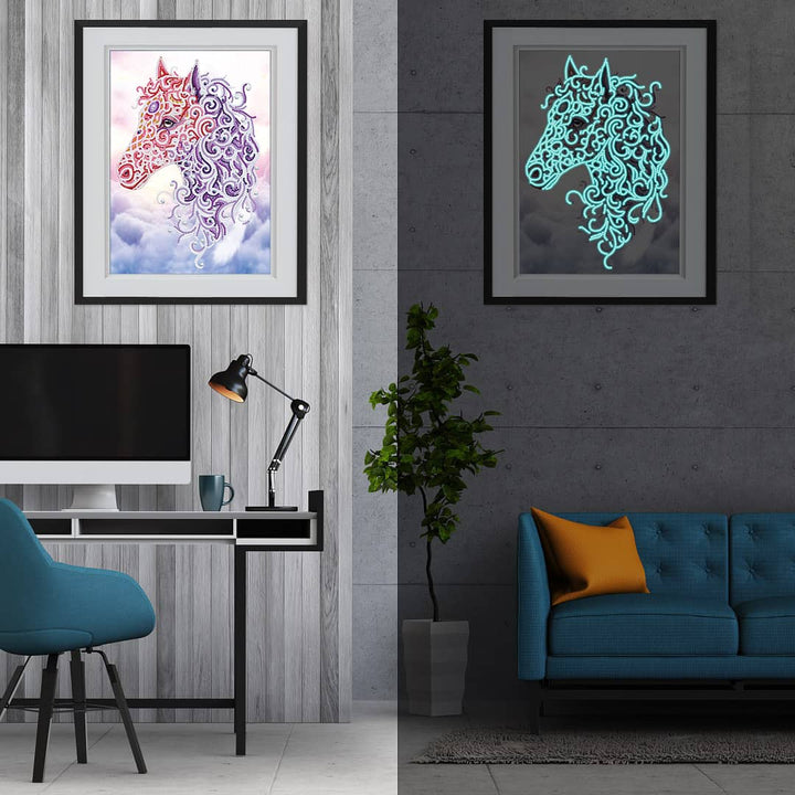 2+1 gratis! |  Diamond Painting Nachtleuchtend - Pferdekopf Abstakt
