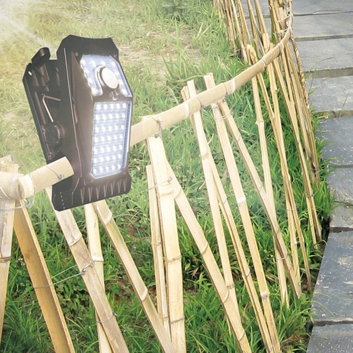Solar Clip Light™ - Beleuchten Sie Ihren Außenbereich mühelos!