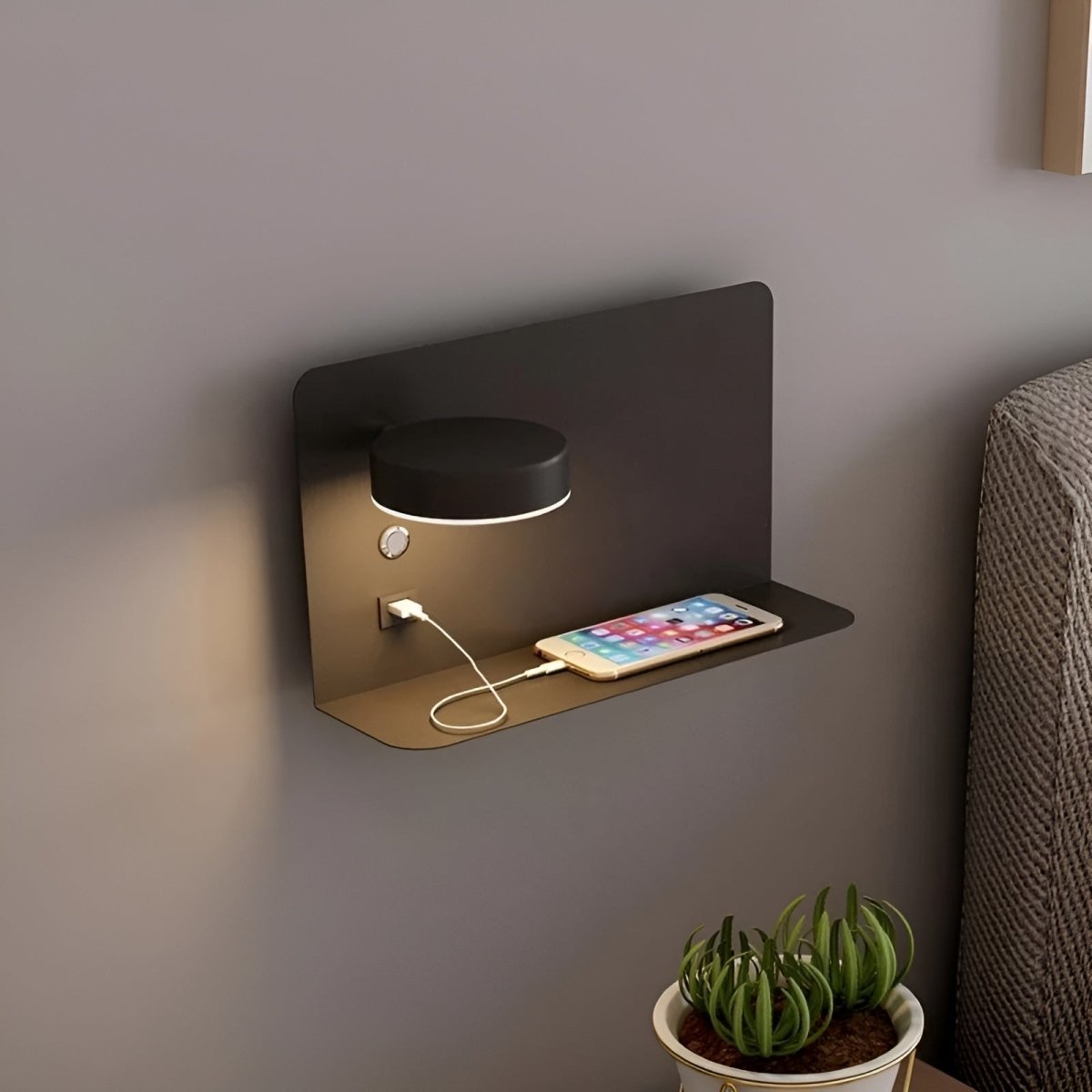GlowCharge LED Wandleuchte mit USB-Ladegerät | Moderne Beleuchtung mit Schalter