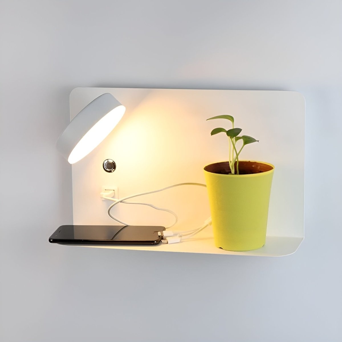 GlowCharge LED Wandleuchte mit USB-Ladegerät | Moderne Beleuchtung mit Schalter