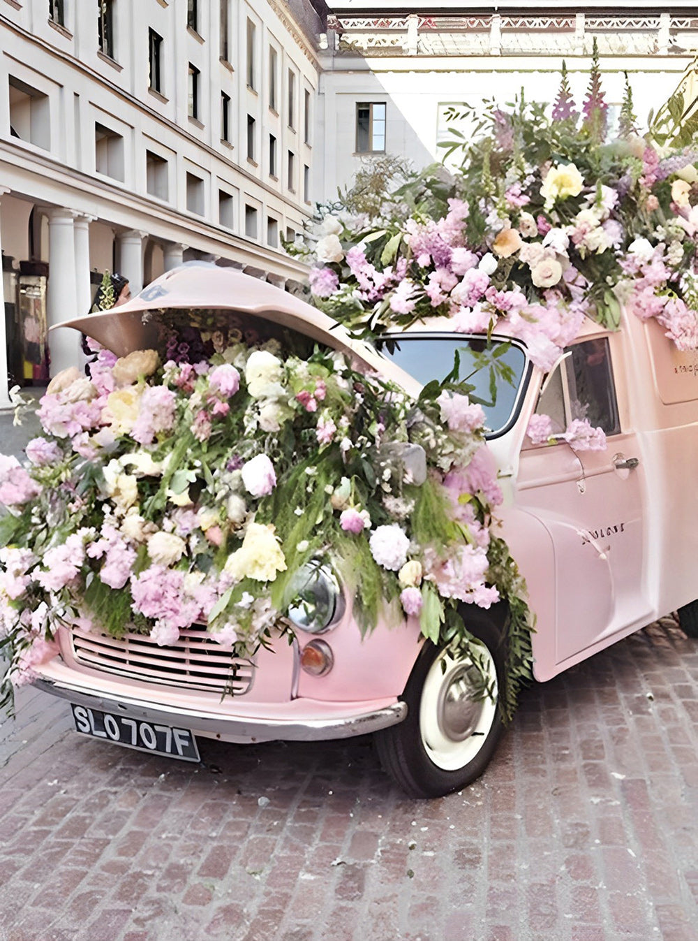2+1 gratis! - Malen nach Zahlen -  Rosa Auto voller Blumen Malen nach Zahlen