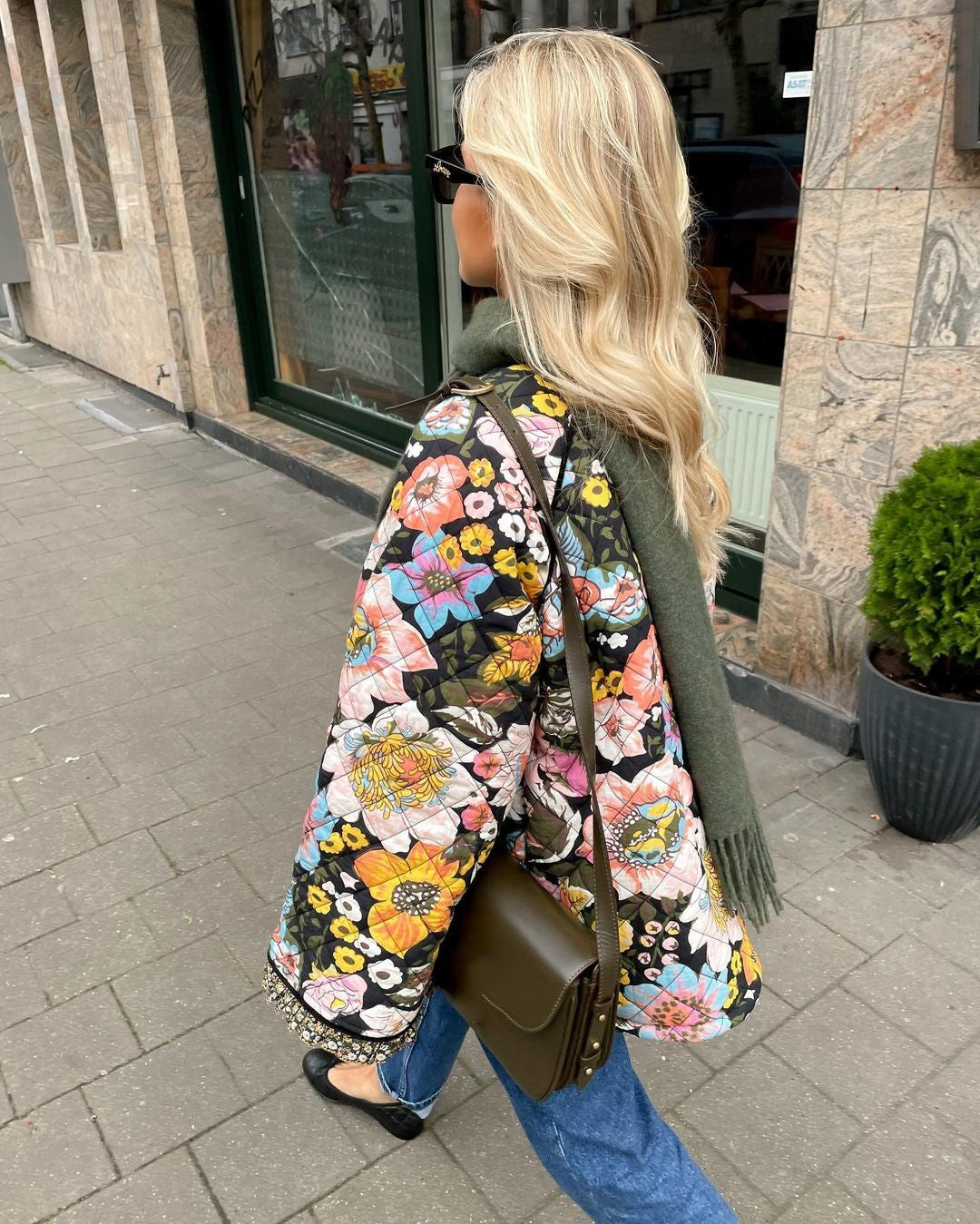 KYRA - Extra warm gefütterter Mantel mit Blumendruck (Modetrend 2023)